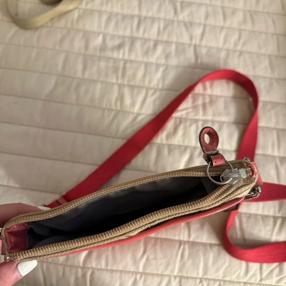 Coach Green and Pink Crossbody Bags Signature Collection - Picture 6 of 15